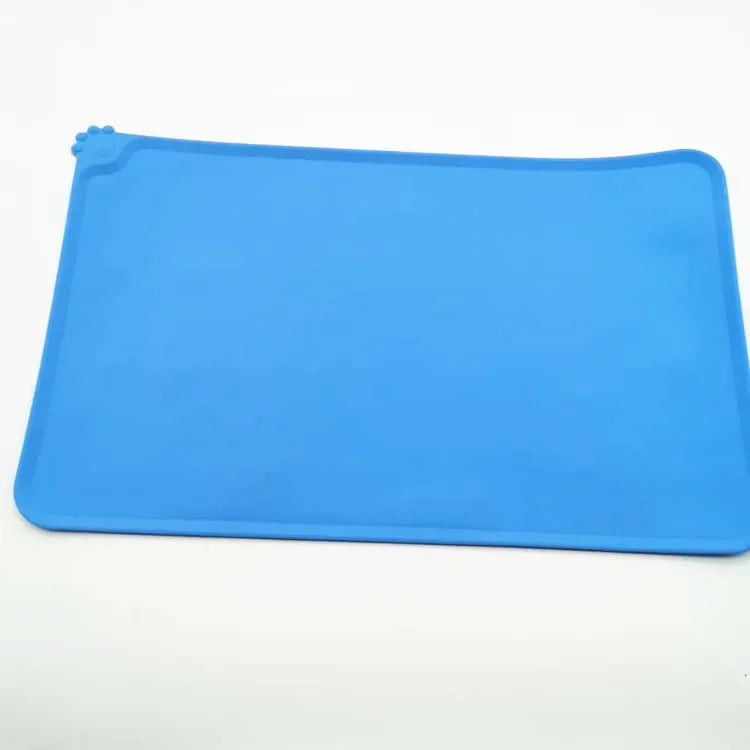 Silicone Pet Feeding Mat for Dogs & Cats – Non-Slip & Waterproof