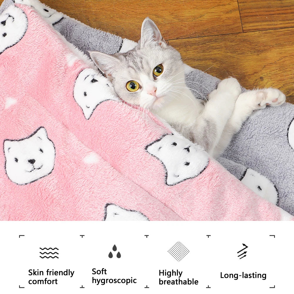 Double-Sided Pet Mat for Dogs & Cats – Warm, Soft & Machine Washable