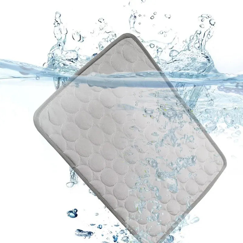 Summer Cooling Mat for Dogs & Cats – Ice Silk Fabric
