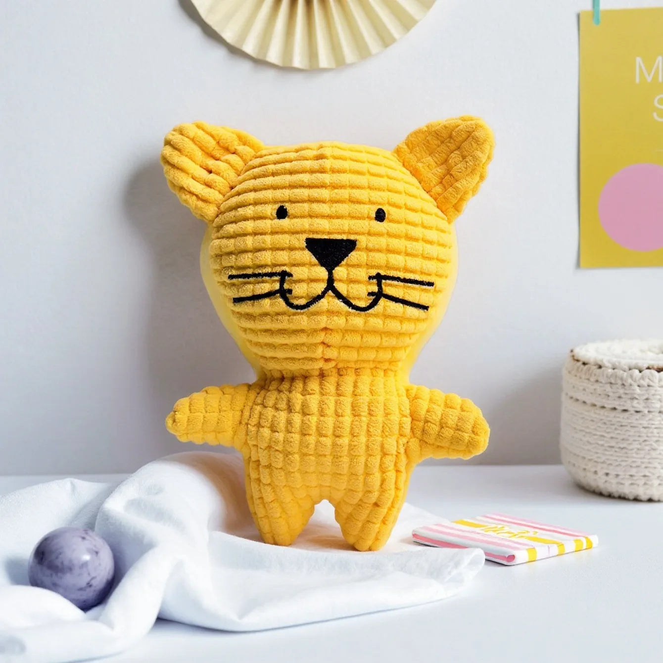 Juguete de Peluche con Sonido para Gatos y Perros - Diseño Mazorca Resistente a Mordidas