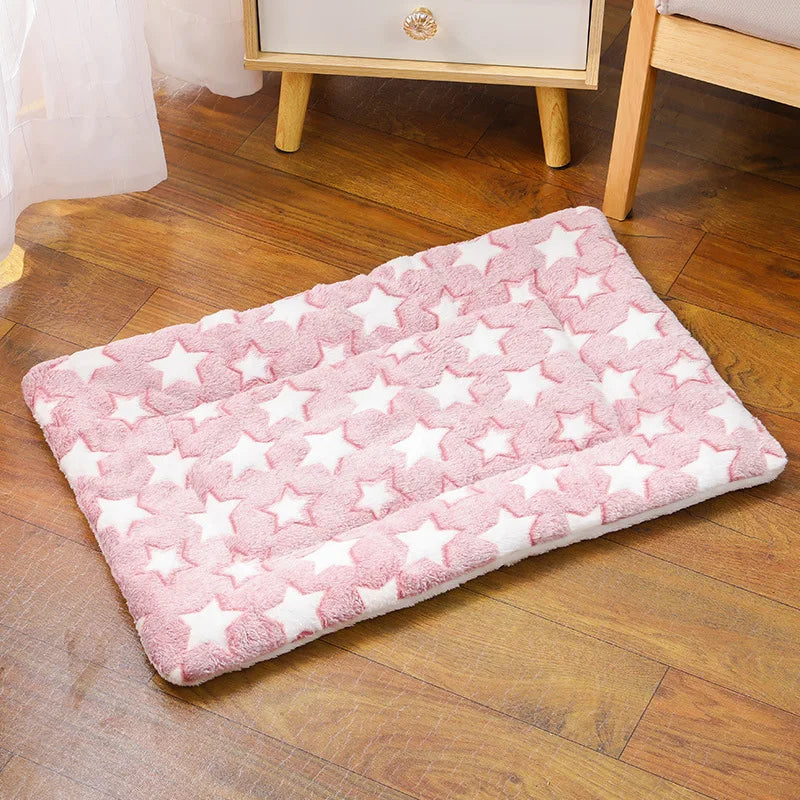 Double-Sided Pet Mat for Dogs & Cats – Warm, Soft & Machine Washable