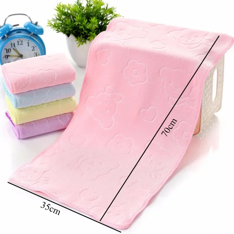 Pet Bath Towel for Dogs and Cats – Absorbent Quick-Dry Microfiber